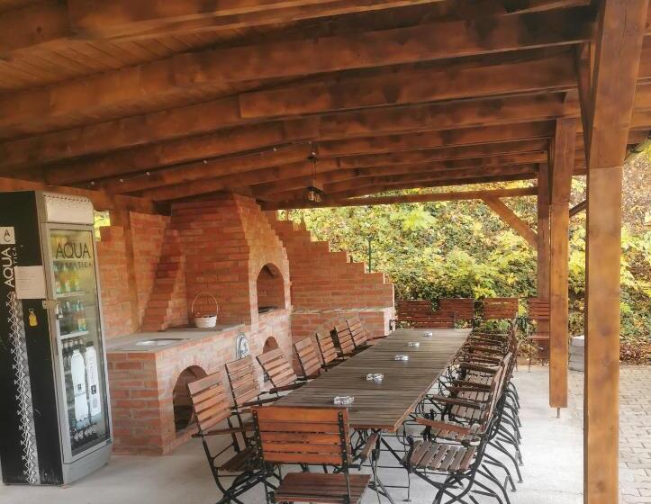 בית, חדר שינה 1, Thor și Cora