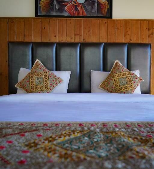 스탠다드 룸 산 전망, Amarys Boutique Stays Manali