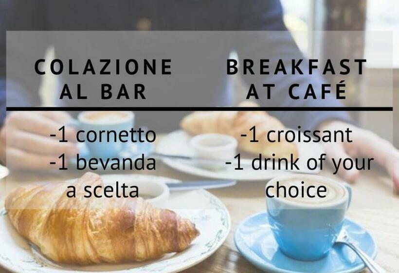 غرفة قياسية مزوَّدة بشُرفة, Dimora Del Corso