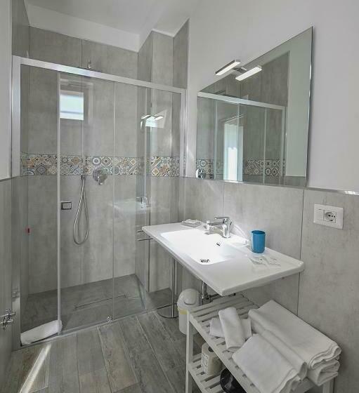 غرفة قياسية مزوَّدة بشُرفة, Dimora Del Corso