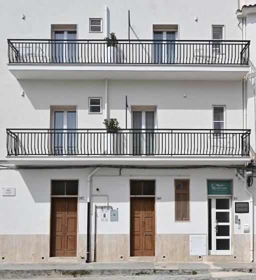 غرفة قياسية ثلاثية مزودة بشرفة, Dimora Del Corso