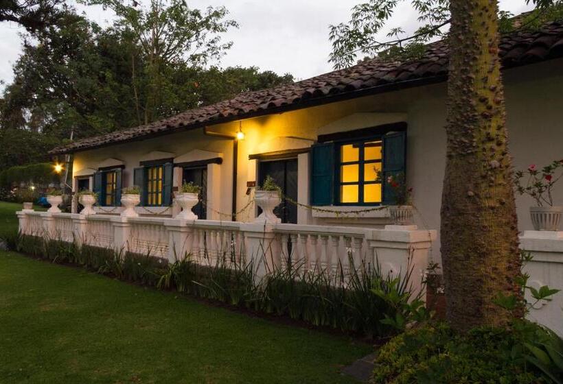 带2个双人床的标准工作室, Boutique Casa De Hacienda Su Merced