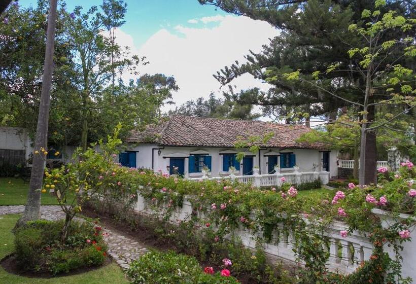 带2个双人床的标准工作室, Boutique Casa De Hacienda Su Merced