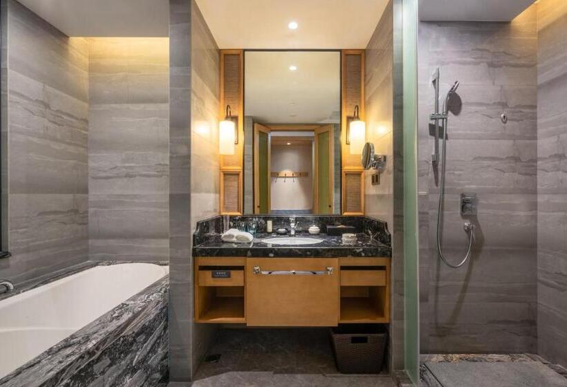 חדר דחוקס עם מיטת קינג, C&d Resort,wuyi Mountain