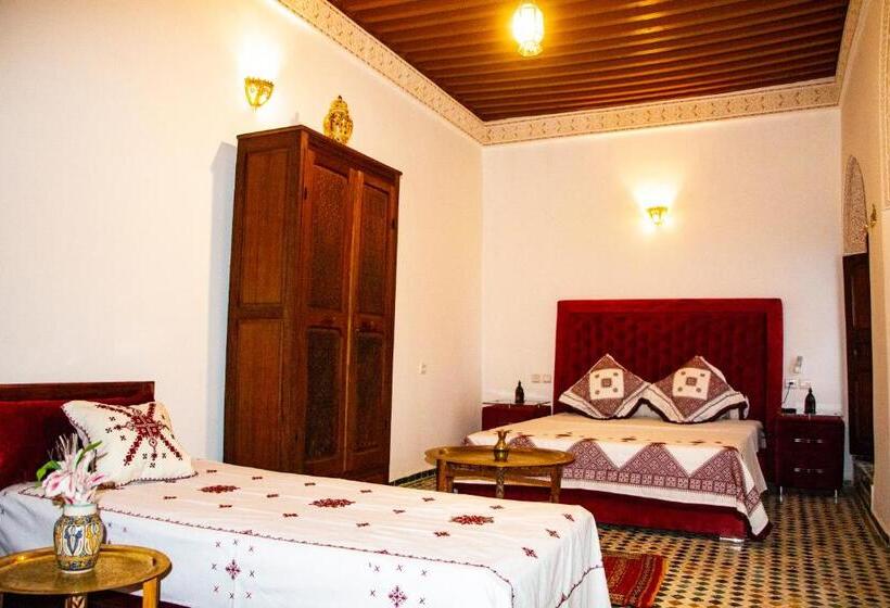 سوییت خانوادگی, Riad Dar Senhaji