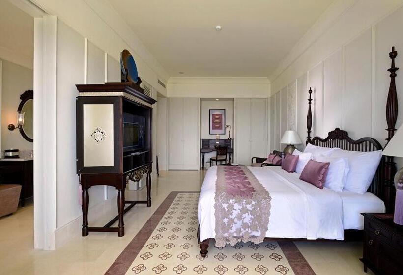 מיטת קינג בסוויטה, Rumah Luwih Bali