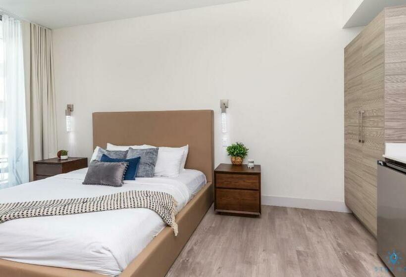 １ベッドルームハウス, Worth Traveling Rooftop Pool   Hollywood Beach   Gym