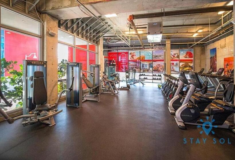 １ベッドルームハウス, Worth Traveling Rooftop Pool   Hollywood Beach   Gym