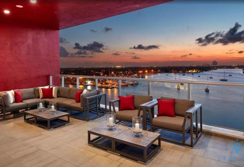 １ベッドルームハウス, Worth Traveling Rooftop Pool   Hollywood Beach   Gym