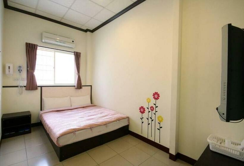 اتاق استاندارد با سرویس بهداشتی مشترک, Sunmoonlake Sunflower House