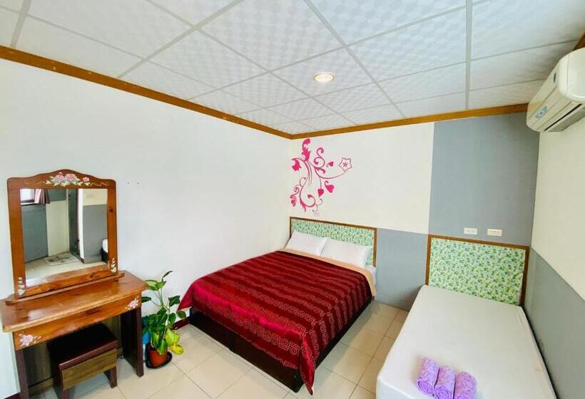 اتاق استاندارد, Sunmoonlake Sunflower House