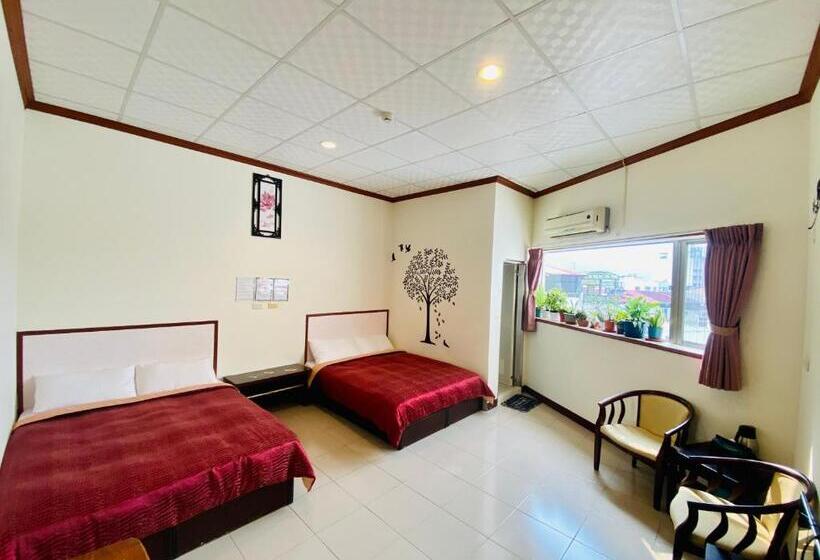 اتاق استاندارد چهار تخته, Sunmoonlake Sunflower House