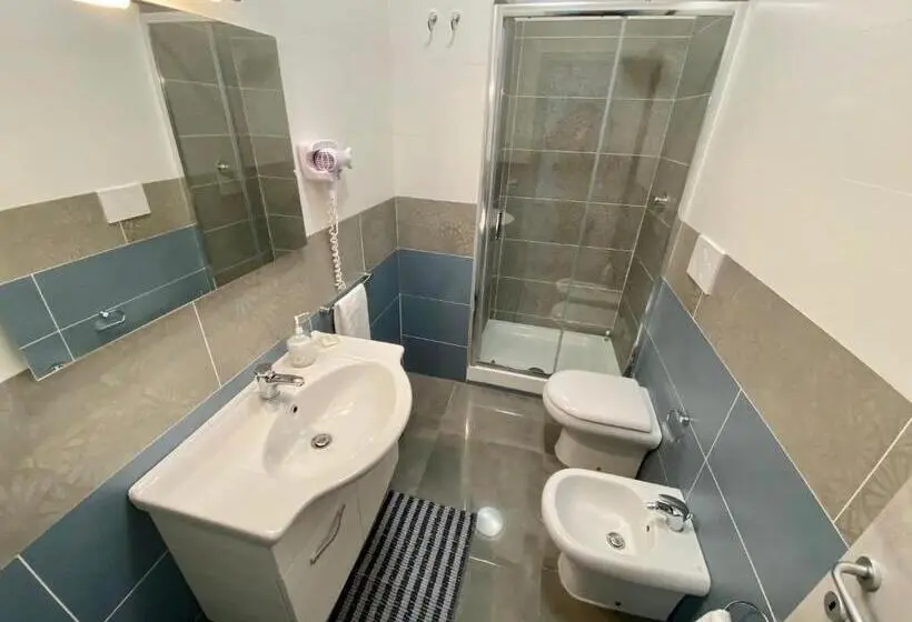 Camera Tripla Standard, B&b Del Corso