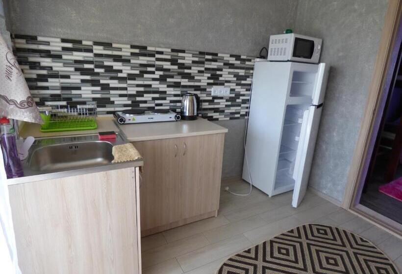 اتاق سوپریور خانوادگی, приватна садиба у оксани