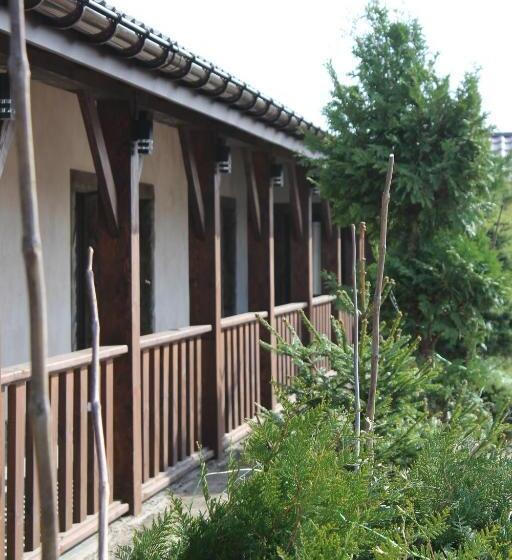 标准间带湖景, готель ресторан колиба