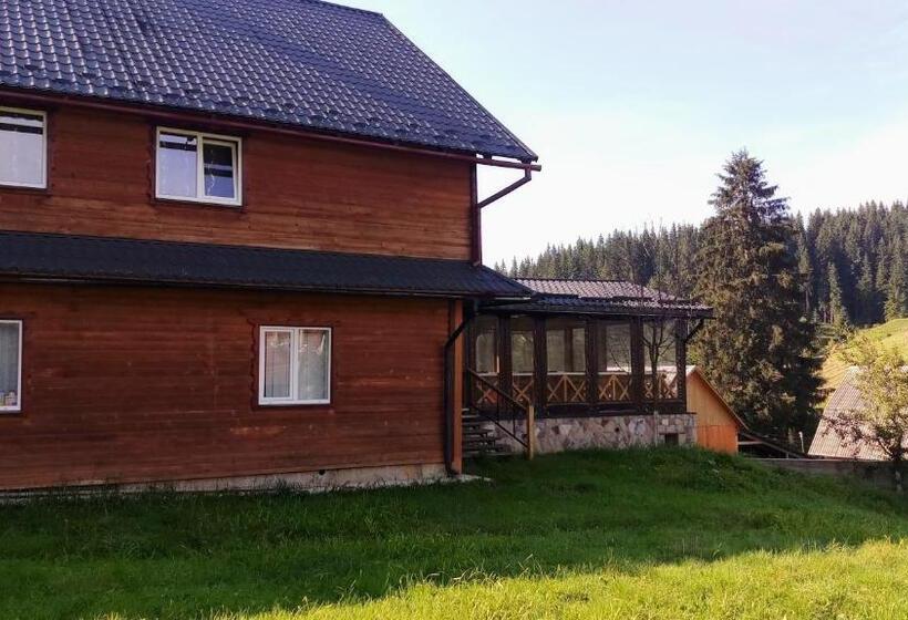 Номер Стандарт Трехместный, гостьовий дім у ані