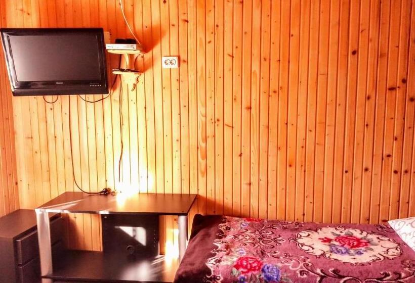 Номер Стандарт Трехместный, гостьовий дім у ані