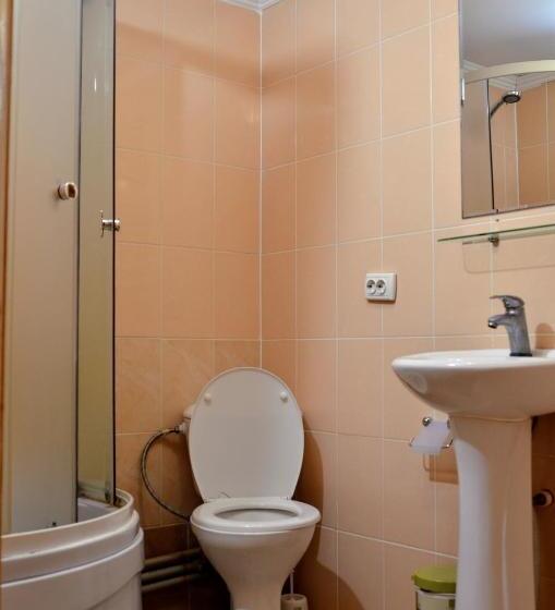 Дом 1 Спальня, гостьовий дім у ані