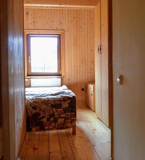 Дом 1 Спальня, гостьовий дім у ані