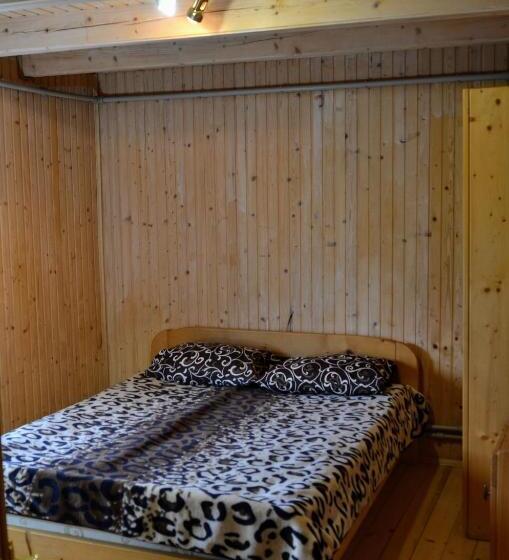 Дом 1 Спальня, гостьовий дім у ані