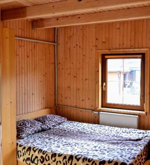 Дом 1 Спальня, гостьовий дім у ані