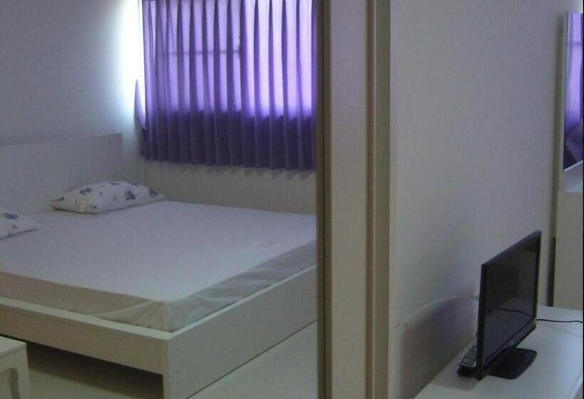 Номер Стандарт Трехместный, Room In Guest Room   Chan Kim Don Mueang Guest House