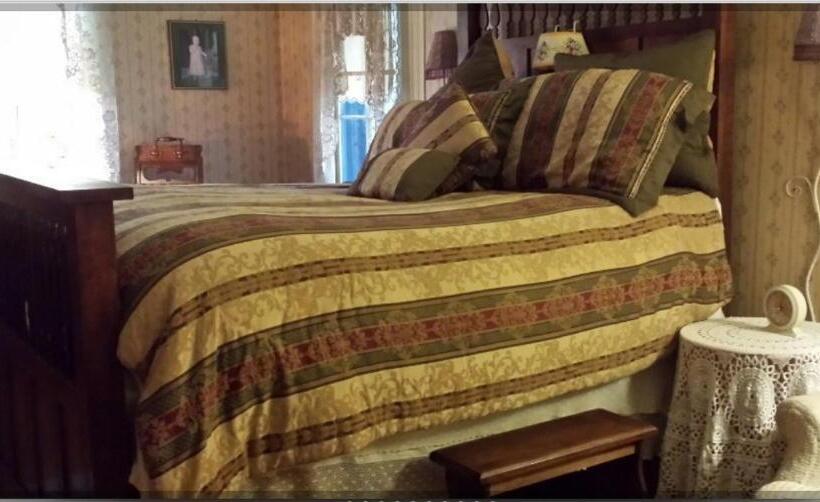 스탠다드 발코니 룸, American River Inn