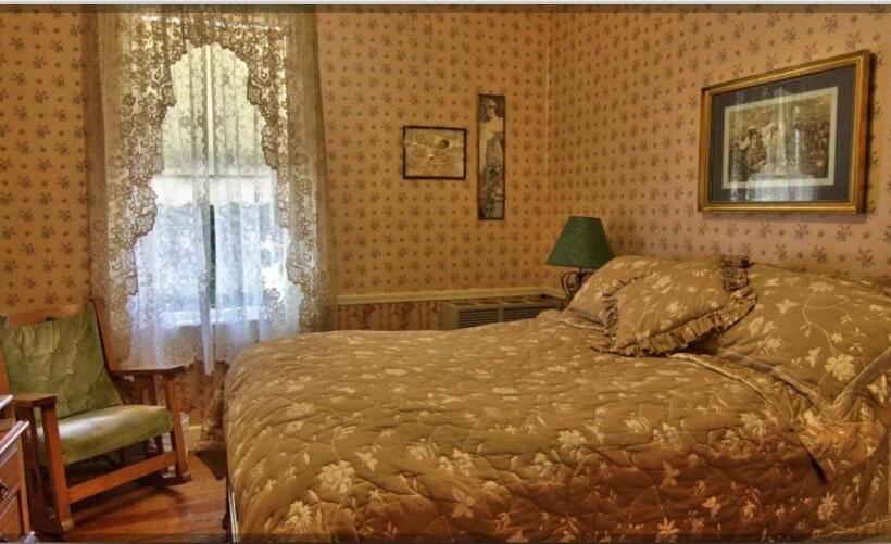 스탠다드 룸 공동 욕실, American River Inn