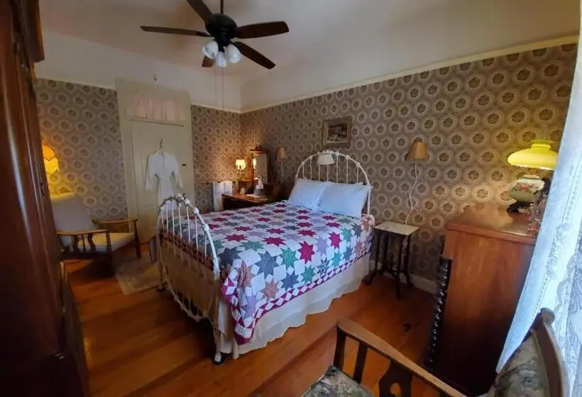 デラックスルーム, American River Inn