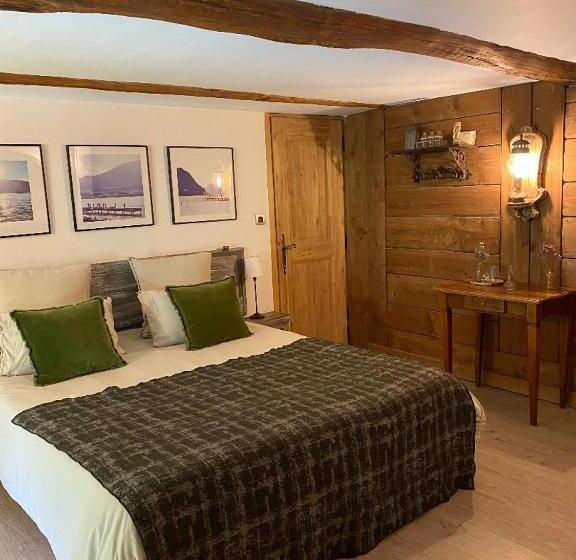 غرفة قياسية ثلاثية ذات اطلالة, La Perle De La Lauzière, Chambres D Hôtes