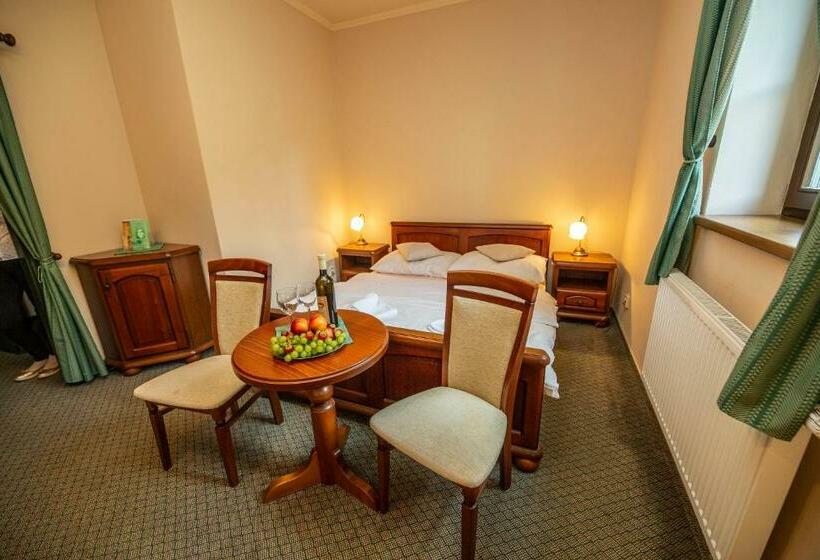 Standard Szoba, Lovecký Zámeček