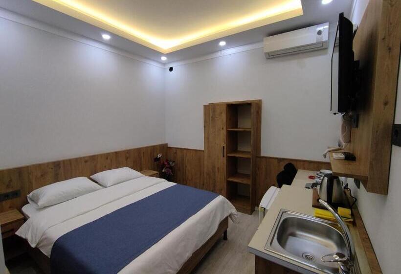 デラックススタジオ, Life Span Hotels
