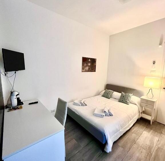 اتاق استاندارد, Catania Rooms
