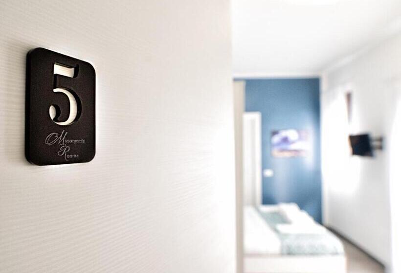 اتاق لوکس, Catania Rooms