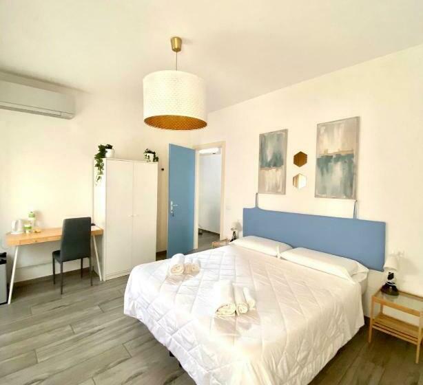 标准间, Residenza 8