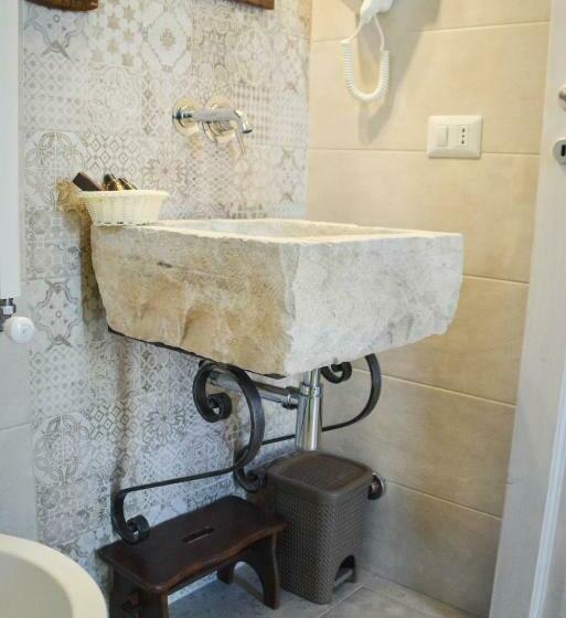 غرفة ديلوكس مزودة بشرفة, Torre Pendio B&b