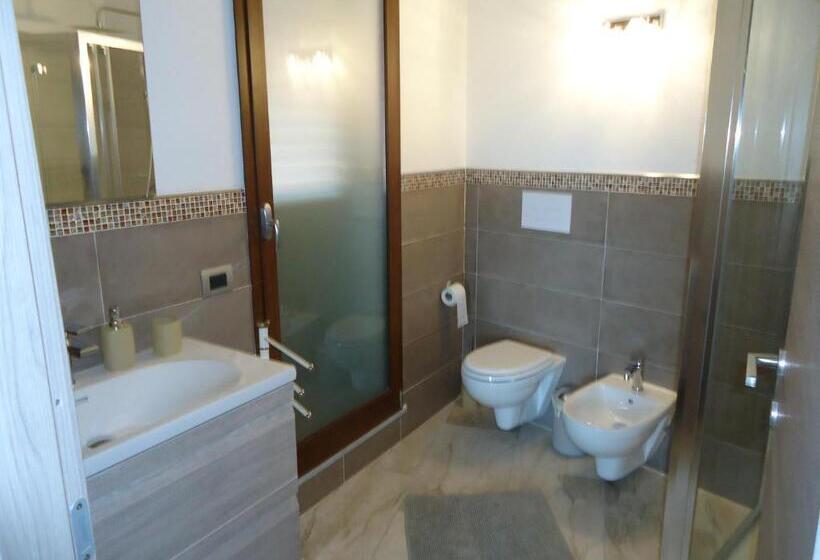 سوییت با چشمانداز دریا, B&b Florian