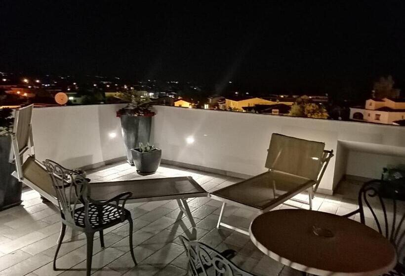 سوییت با چشمانداز دریا, B&b Florian