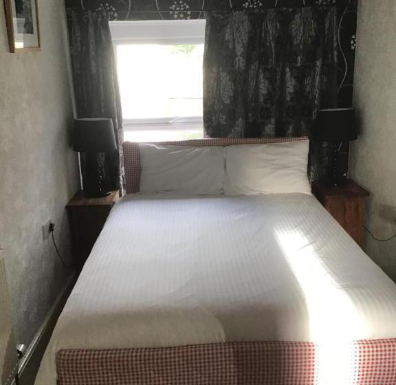 スタンダードルーム, The Hub At Abercrave