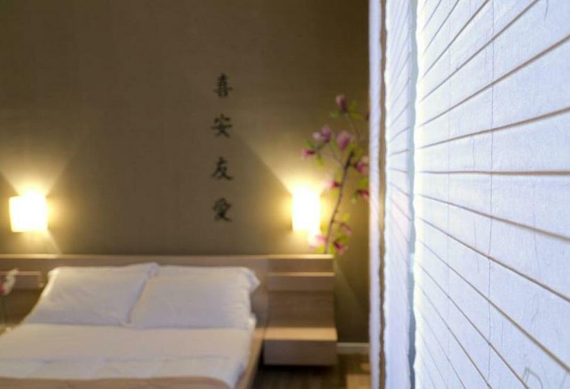 四人标准间, Etna Glob&b Hiking