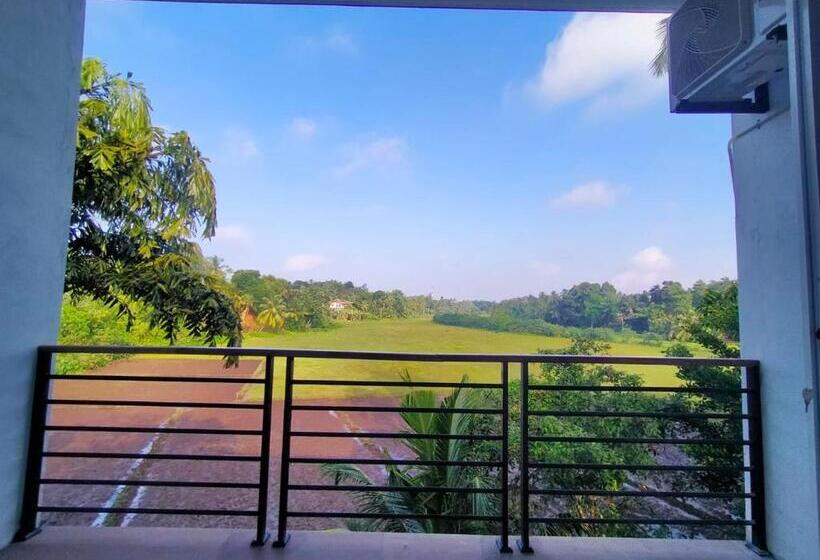 Номер Deluxe с Балконом, Green Edge Villa