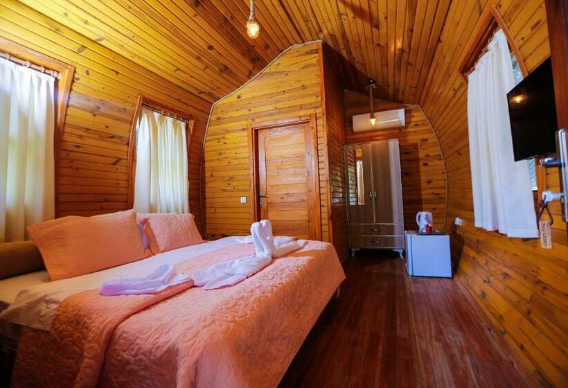 بانگلوی لوکس, Green Pine Bungalows & Beach Luxury Concept