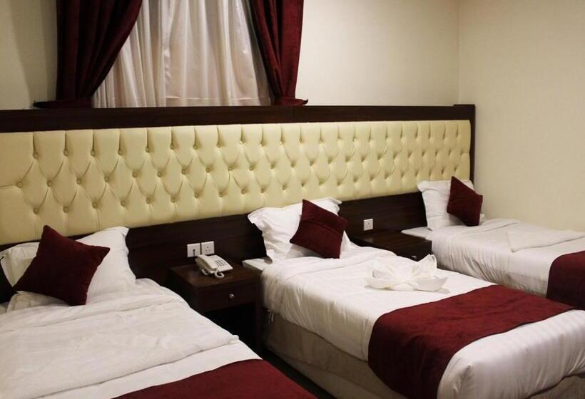 Camera Tripla Standard, Nasaem Aljoury فندق نسائم الجوري