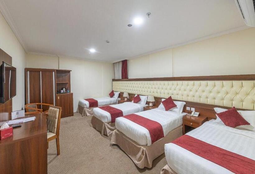 Camera Quadrupla Standard, Nasaem Aljoury فندق نسائم الجوري