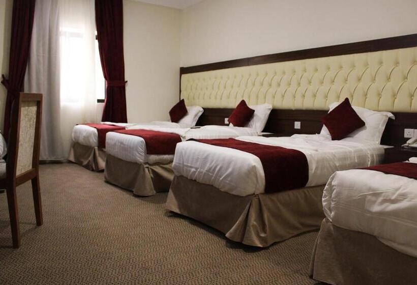 Camera Quadrupla Standard, Nasaem Aljoury فندق نسائم الجوري