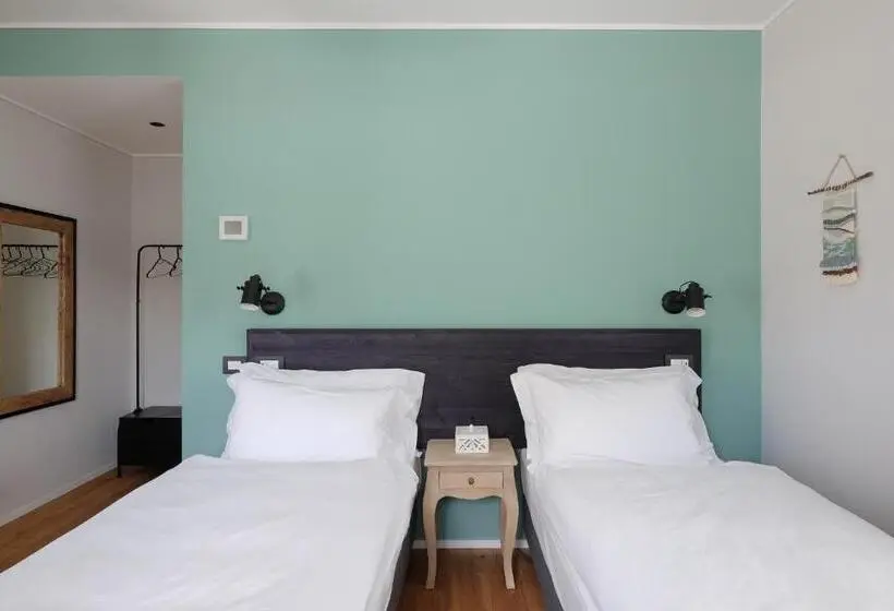 Superior room with lake view, Casa Della Capra