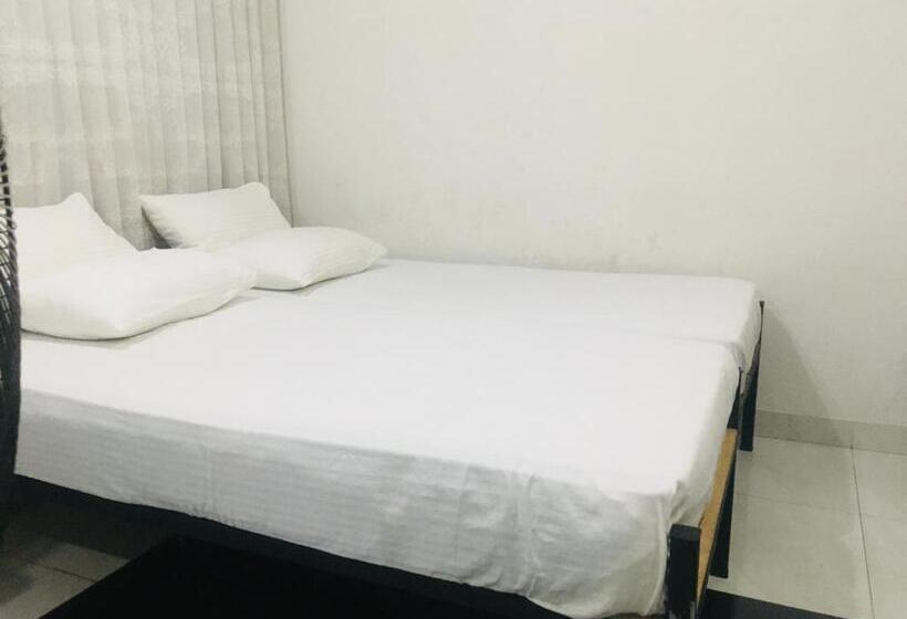 이코노미 룸, View City Point