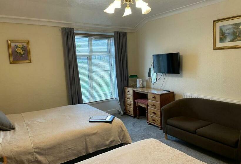 Quarto standart vista jardim, Bron Menai Guest House