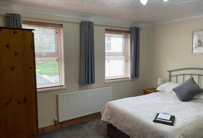 Quarto standard, Bron Menai Guest House