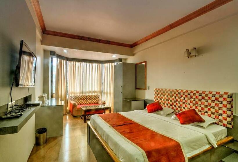 Номер Deluxe, Gateway Shillong